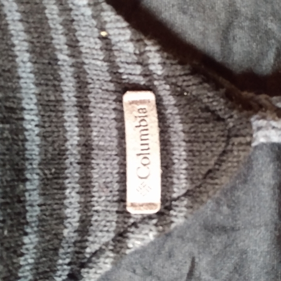 Very warm Columbia beanie - Picture 3 of 4